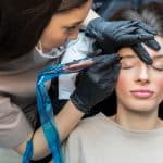 Guia completo dos melhores cursos de micropigmentação de sobrancelhas online e presencial, gratis e pago do brasil